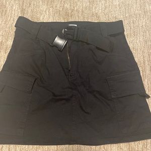 Black garage skirt
